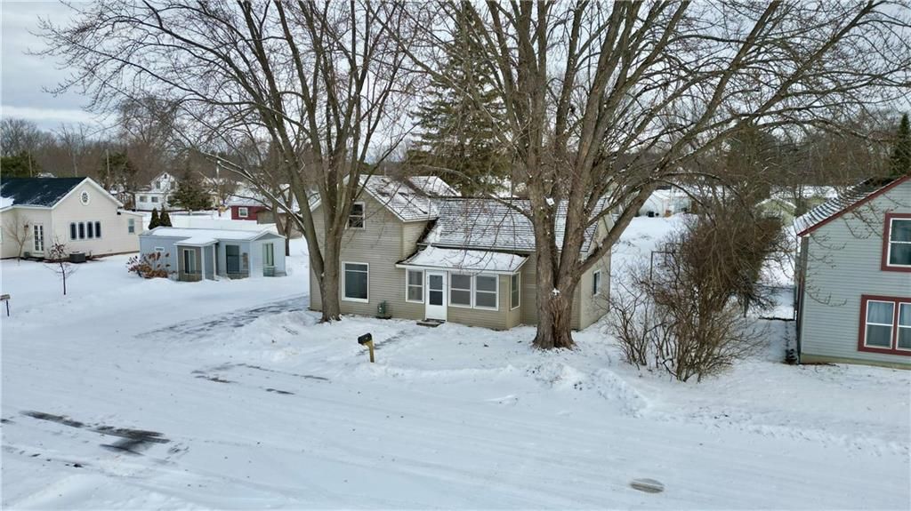 Photo of 515 Chippewa STREET, Chippewa Falls, WI 54729 (MLS # 1597607)