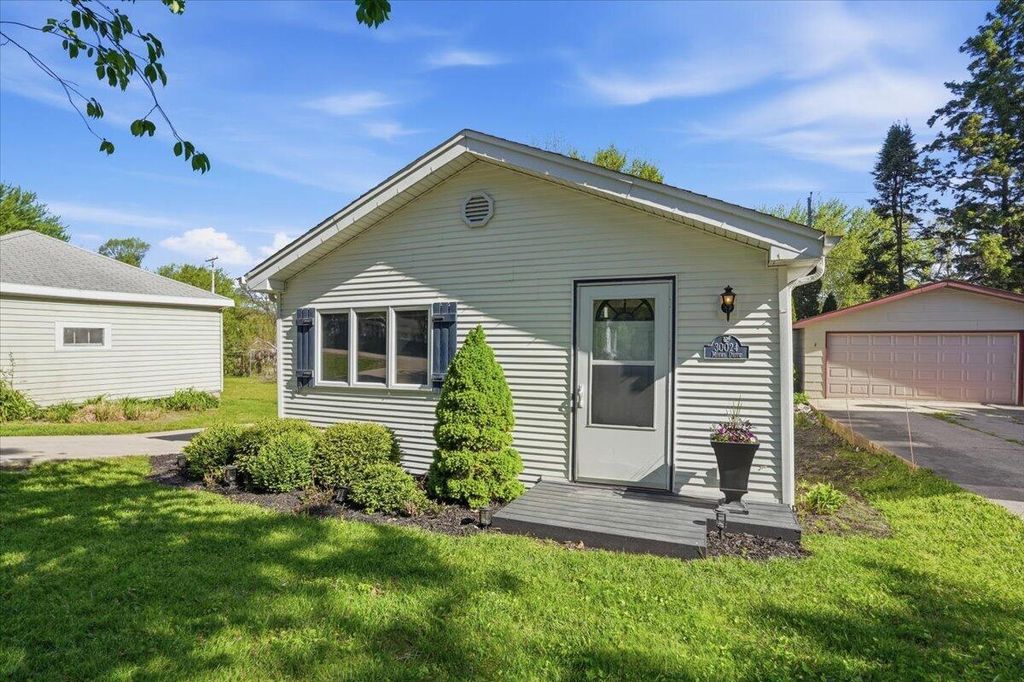 Photo of 30024 Mound DRIVE, Burlington, WI 53105 (MLS # 1962704)
