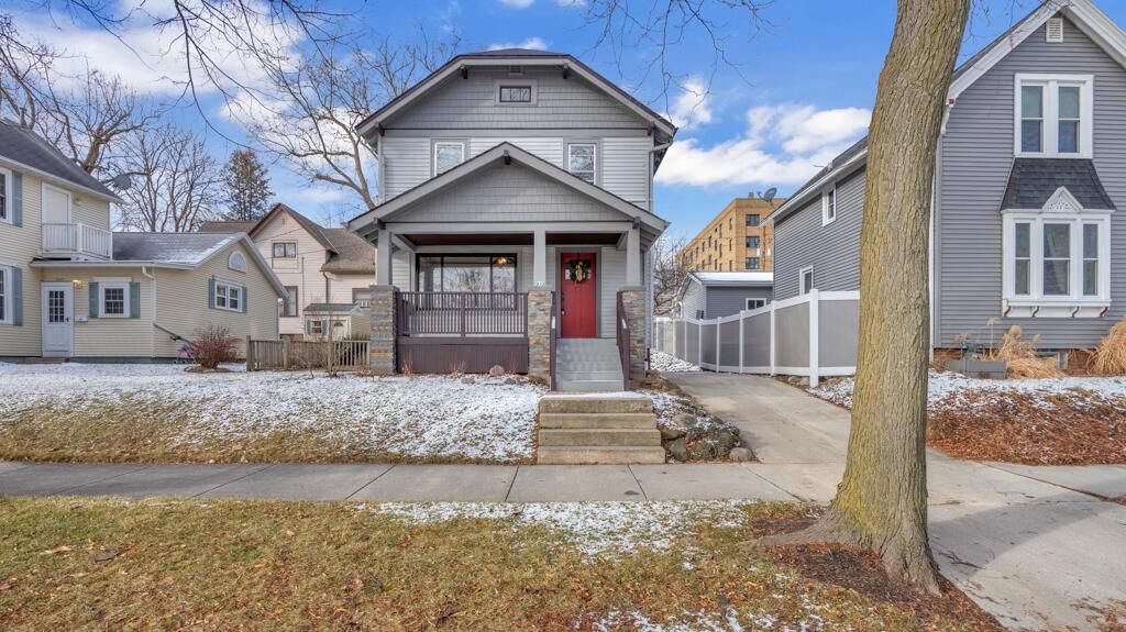 Photo of 910 N 4th STREET, Sheboygan, WI 53081 (MLS # 1934815)