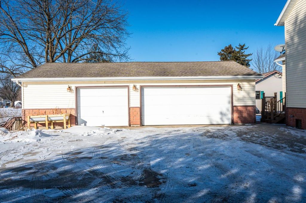 Photo of 115 S 6th STREET, Reedsville, WI 54230 (MLS # 50320763)