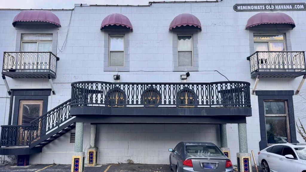 Photo of 626 S 5th STREET, Milwaukee, WI 53204 (MLS # 1942672)