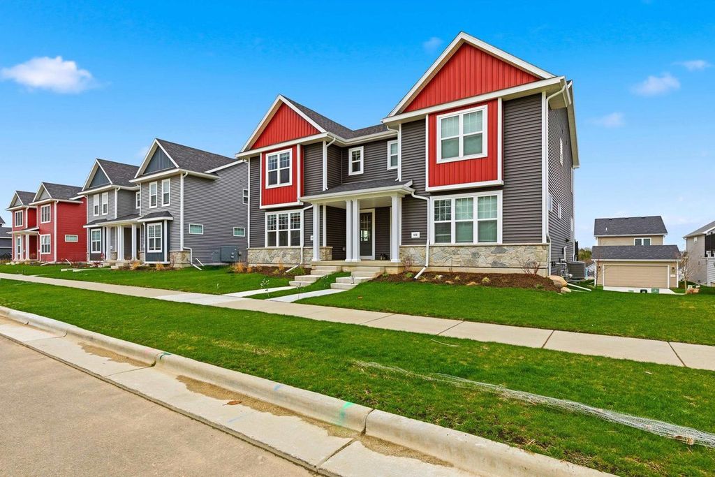 Photo of 530 Lone Oak LANE, Verona, WI 53593 (MLS # 2020423)
