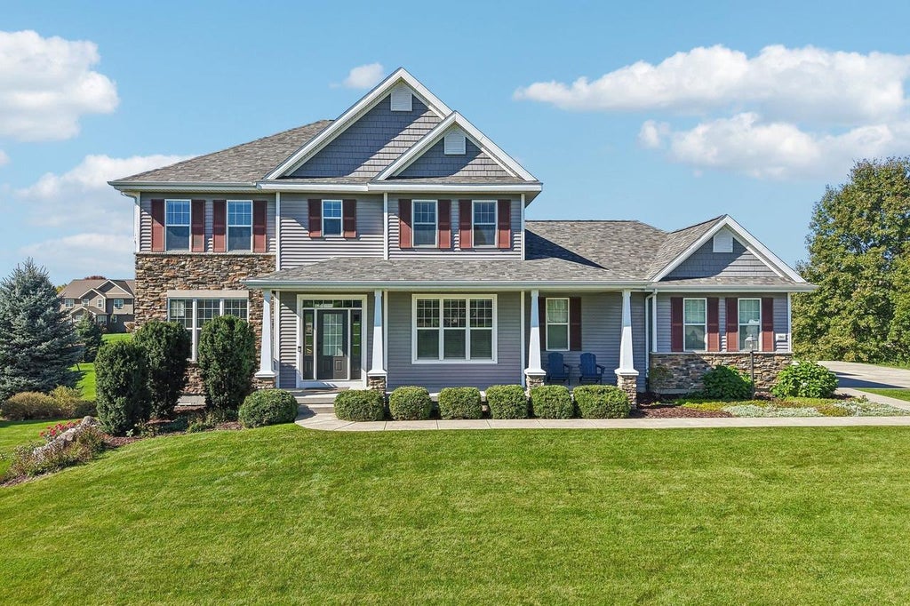 Photo of 3861 Bay Laurel LANE, Verona, WI 53593 (MLS # 2032270)