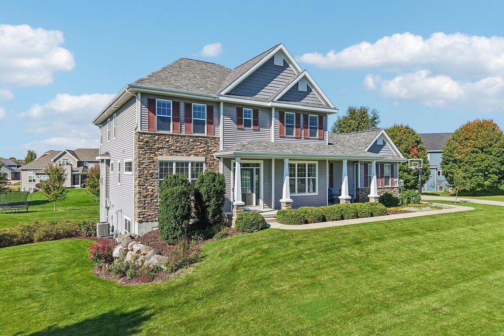 Photo of 3861 Bay Laurel LANE, Verona, WI 53593 (MLS # 2032270)