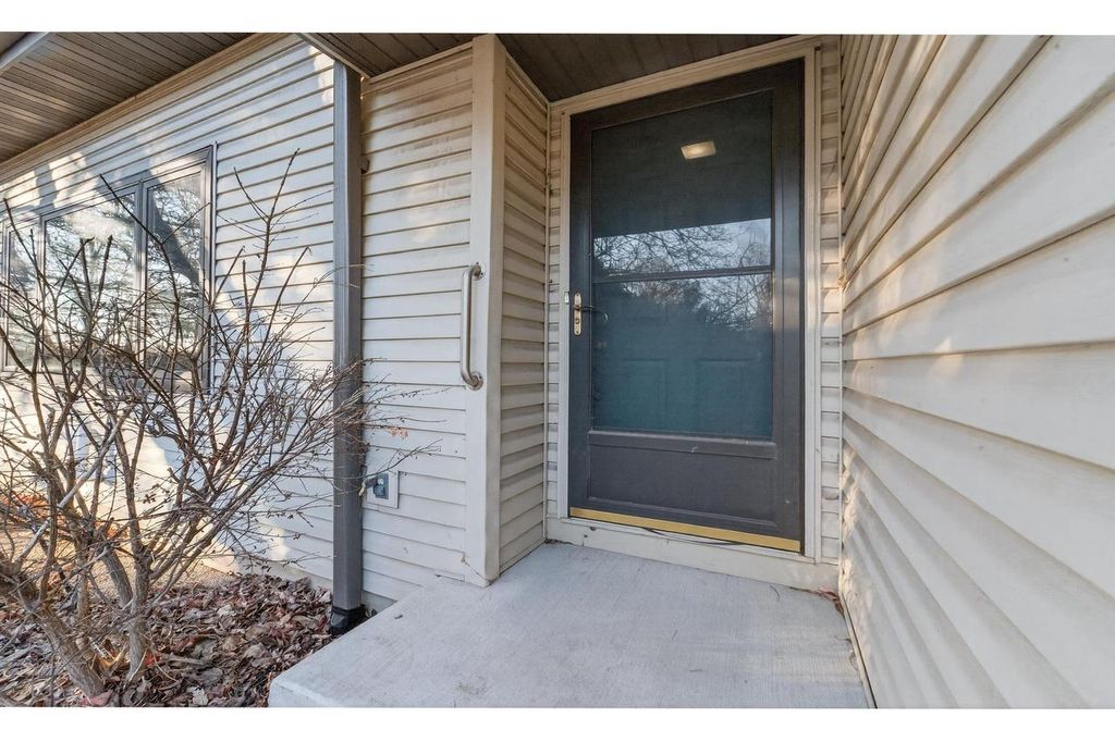 Photo of 1214-1216 N High Point ROAD, Middleton, WI 53562 (MLS # 2017358)