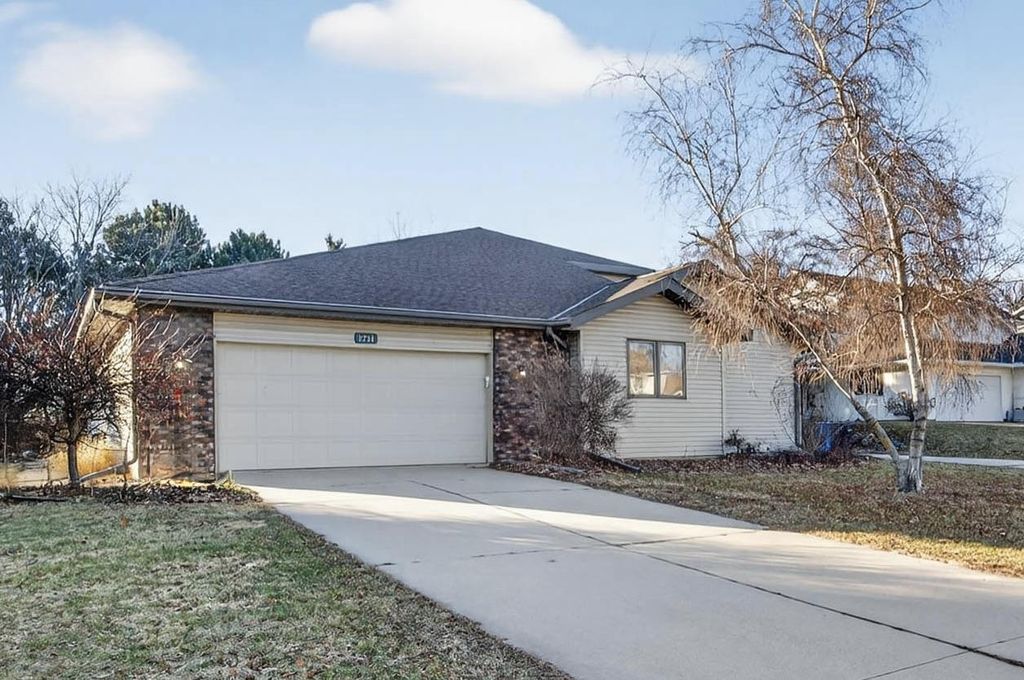 Photo of 1214-1216 N High Point ROAD, Middleton, WI 53562 (MLS # 2017358)