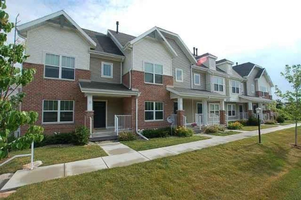 Photo of 707 Cricket LANE #5, Middleton, WI 53562 (MLS # 2016588)