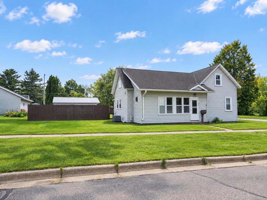 Photo of 601 E 7th STREET, Merrill, WI 54452 (MLS # 22604674)