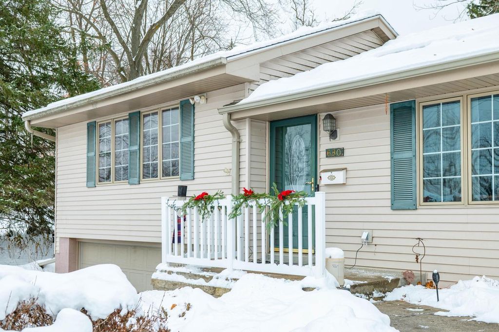 Photo of 680 Brandt COURT, Pewaukee, WI 53072 (MLS # 1944905)