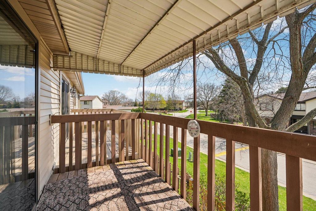 Photo of 5726 Cambridge LANE #4, Mount Pleasant, WI 53406 (MLS # 1957064)