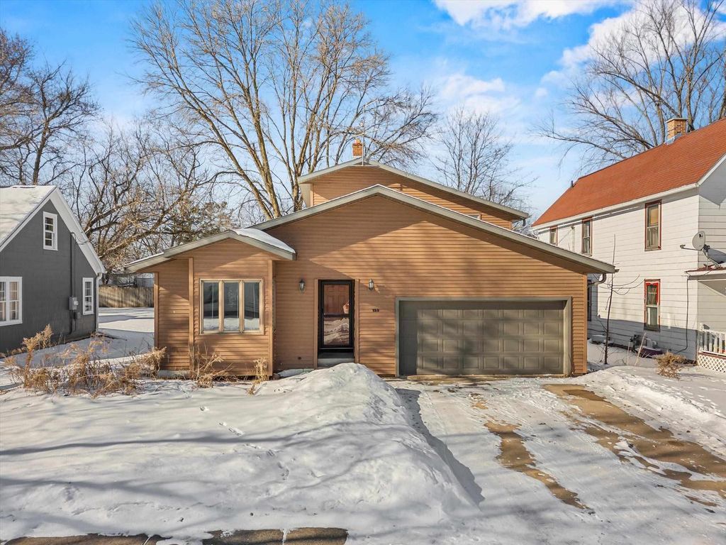 Photo of 121 N West STREET, Loyal, WI 54447 (MLS # 22600377)