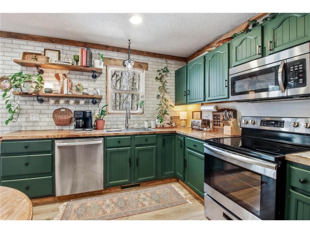 Photo of 527 10th AVENUE, Clear Lake, WI 54005 (MLS # 7051085)