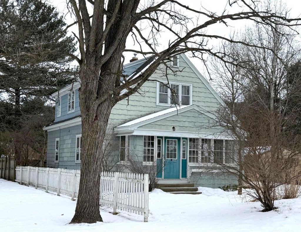 Photo of 304 Linwood AVENUE, WI 54481 (MLS # 22600849)