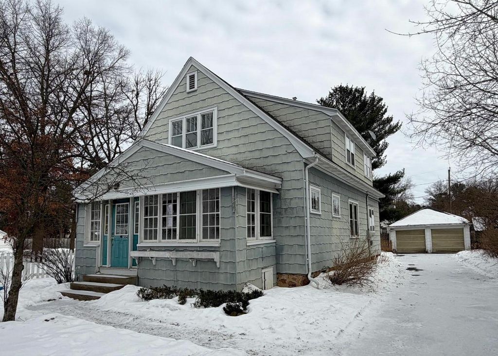 Photo of 304 Linwood AVENUE, WI 54481 (MLS # 22600849)