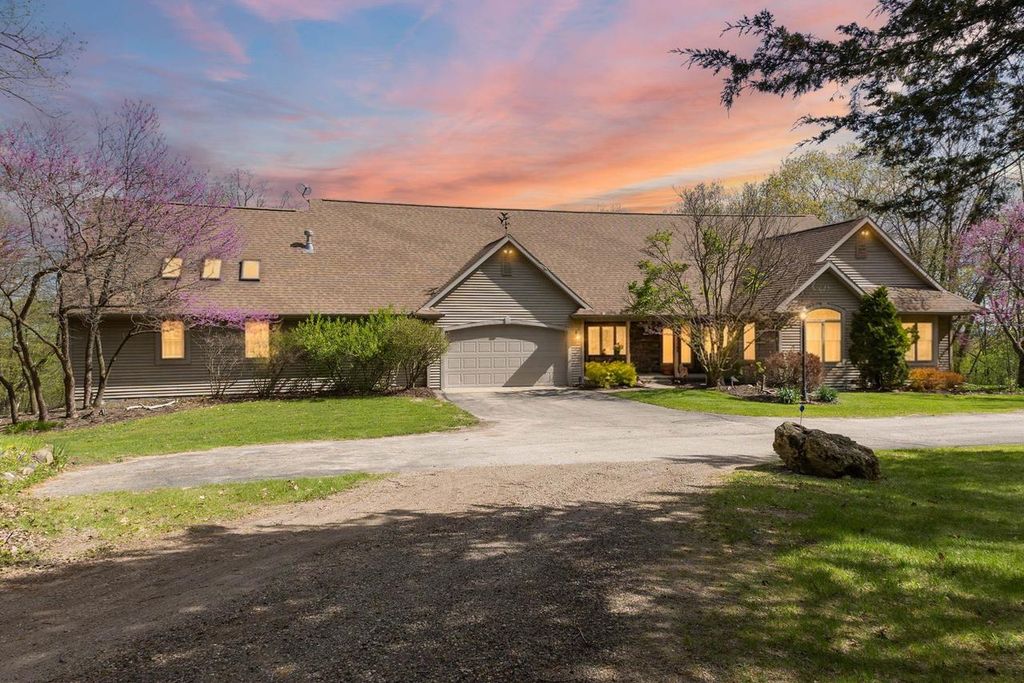 Photo of N6130 Honeysuckle LANE, Green Lake, WI 54941 (MLS # 2022741)