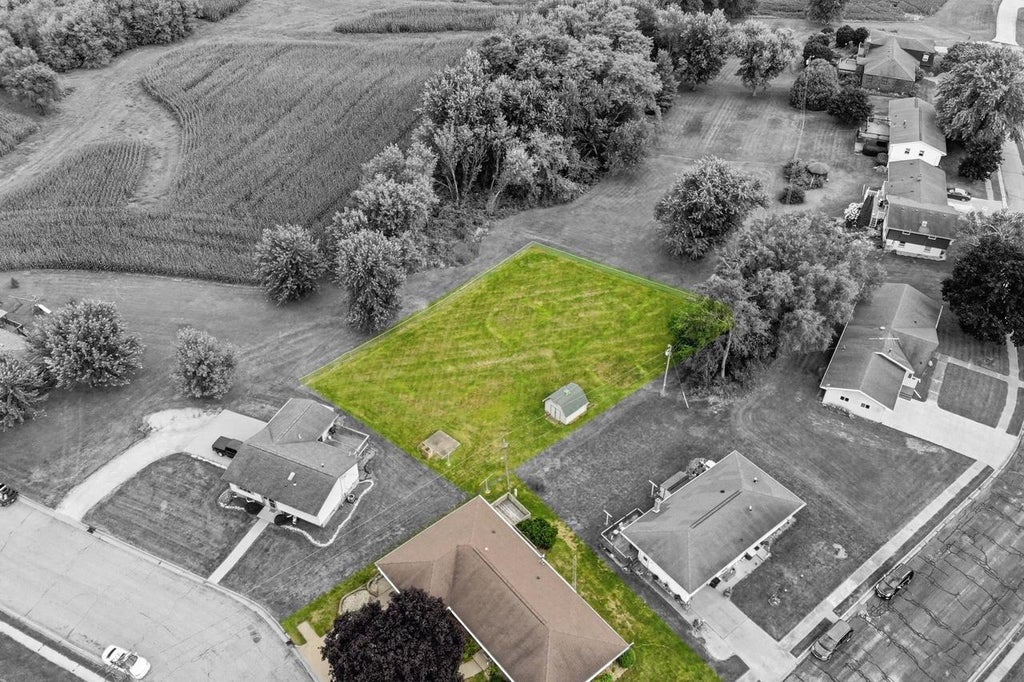Photo of 205 East AVENUE, Dickeyville, WI 53808 (MLS # 2029890)