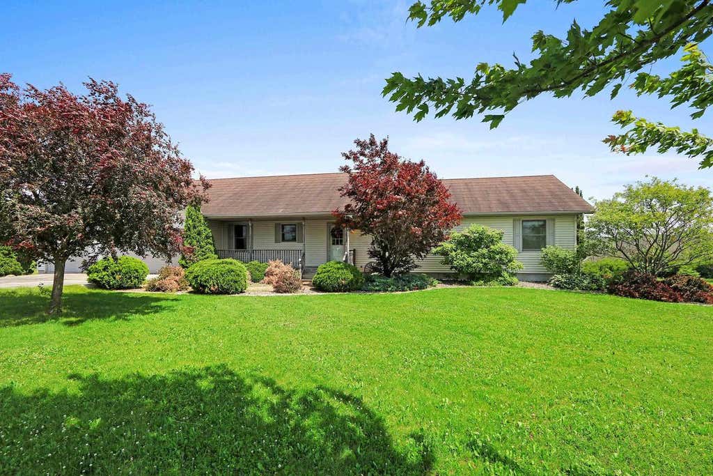 Photo of N592 County Road B, Kewaunee, WI 54216 (MLS # 50328377)