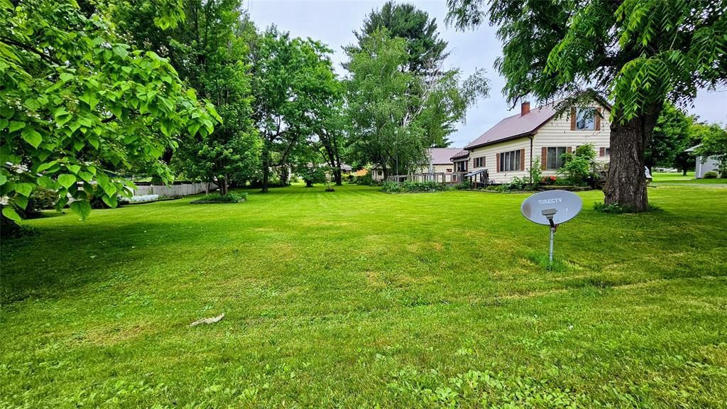 Photo of 176 2nd St, Hixton, WI 54754 (MLS # 1602403)