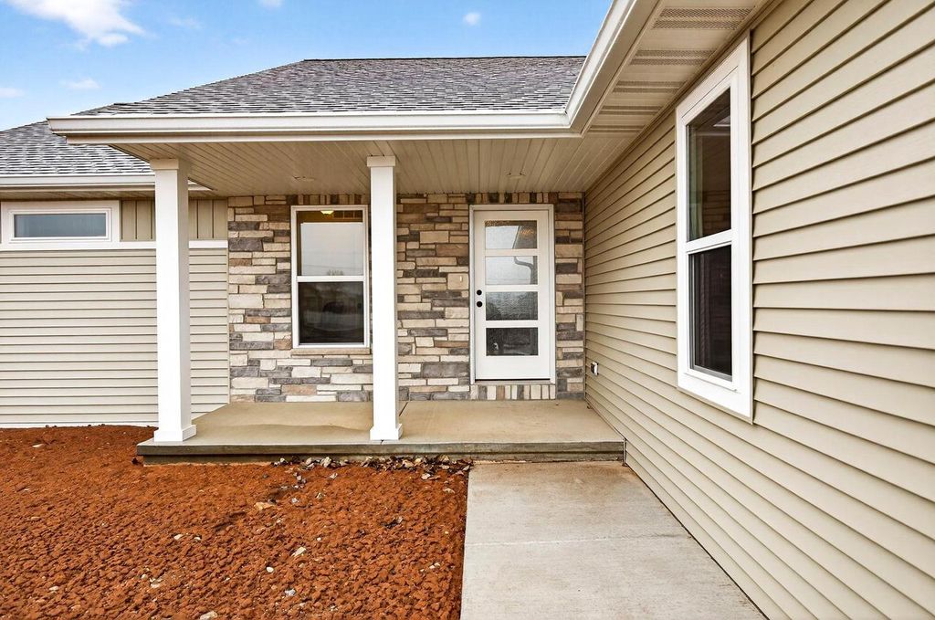 Photo of 1743 Legacy LANE, Neenah, WI 54956 (MLS # 50321987)