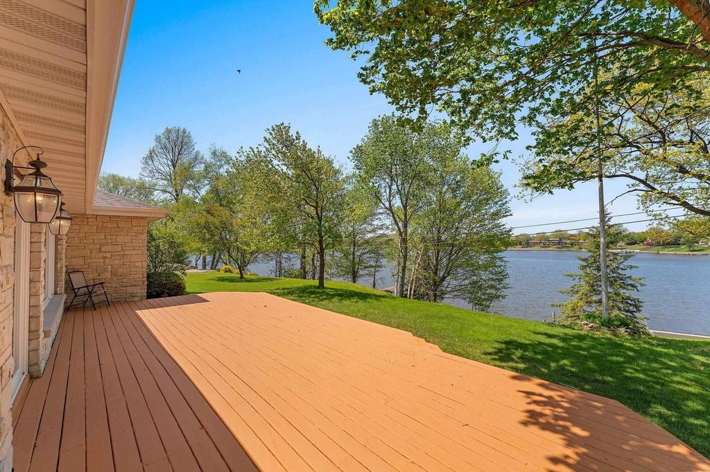 Photo of 2530 W Palisades DRIVE, Appleton, WI 54915 (MLS # 50325792)