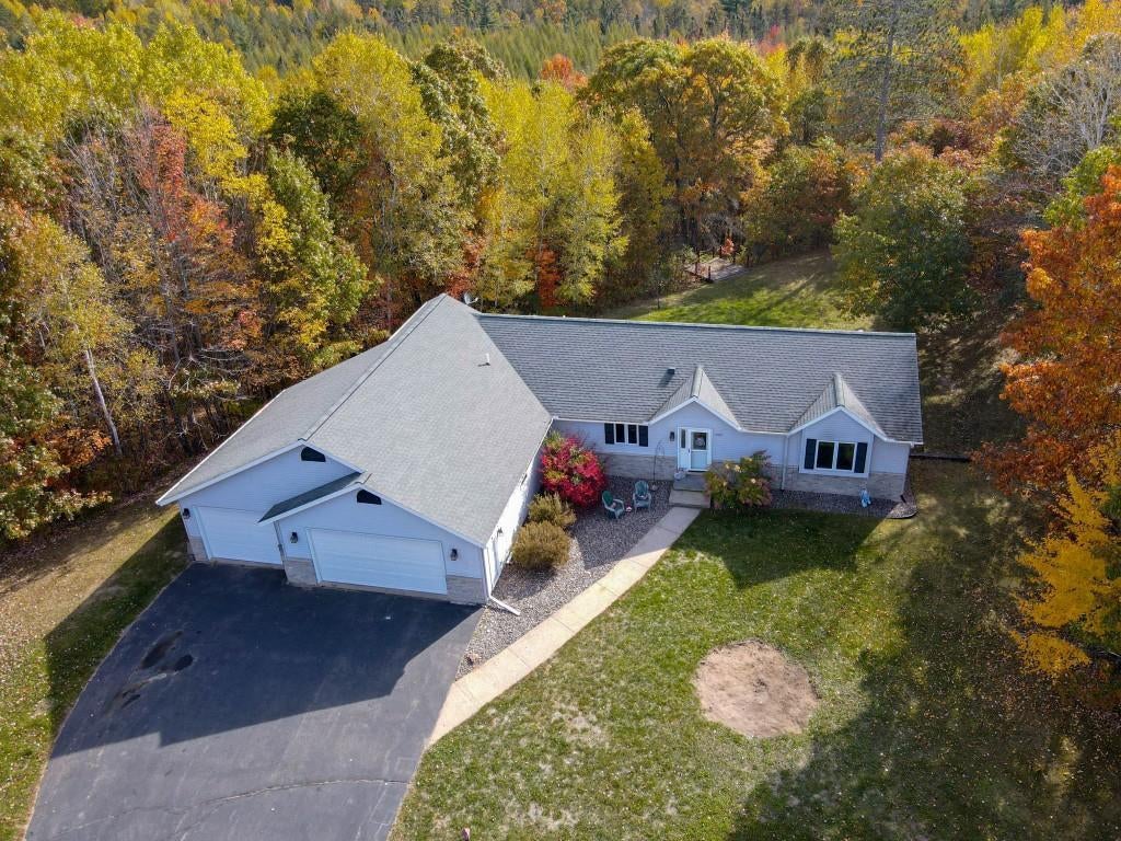 Photo of 1527 Pine Notch ROAD, Tomahawk, WI 54487 (MLS # 22605075)
