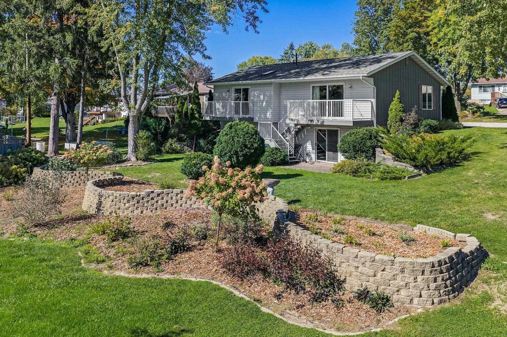 Photo of 411 Amey DRIVE, Baraboo, WI 53913 (MLS # 2034154)