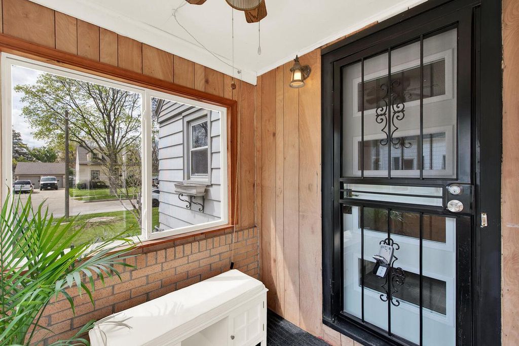 Photo of 5330 N 54th STREET, Milwaukee, WI 53218 (MLS # 1959453)