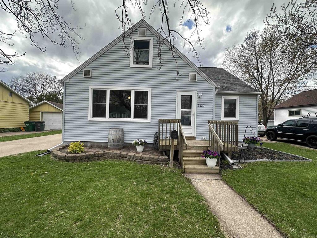 Photo of 1130 14th Street South, Wisconsin Rapids, WI 54494 (MLS # 22601800)
