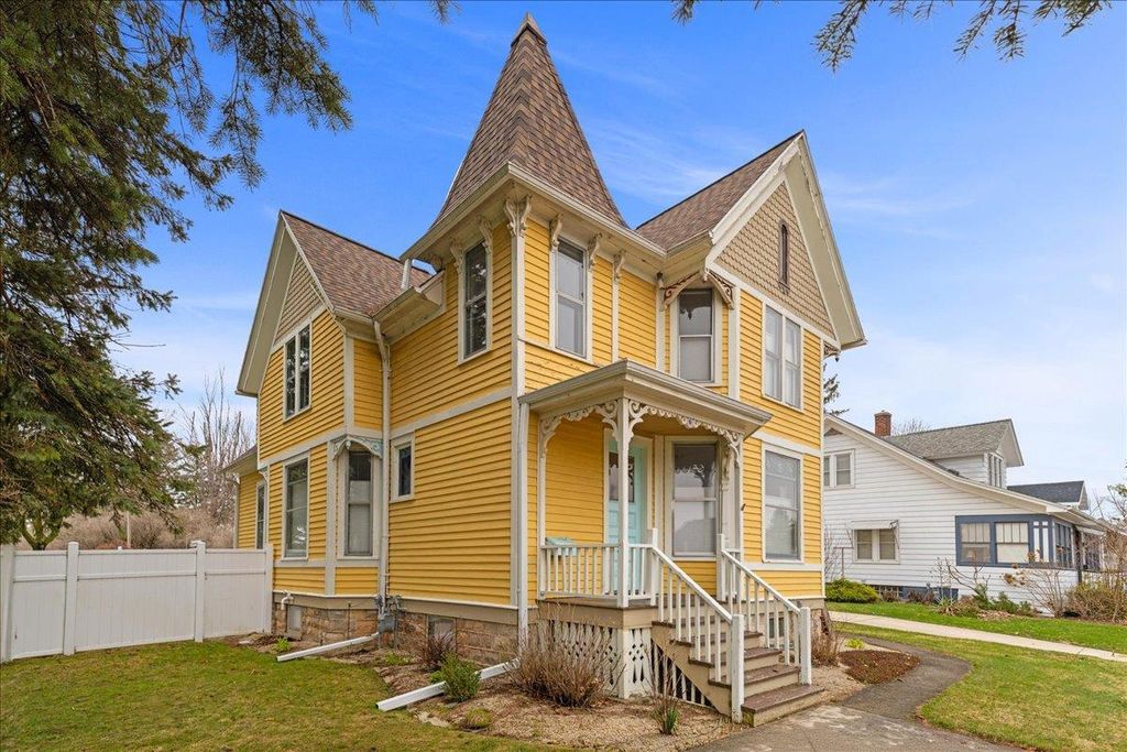 Photo of 1301 Dodge STREET, Kewaunee, WI 54216 (MLS # 50323830)