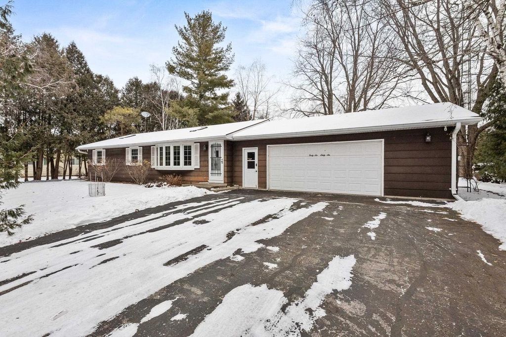 Photo of 4666 Ulman STREET, Oshkosh, WI 54904 (MLS # 50320463)