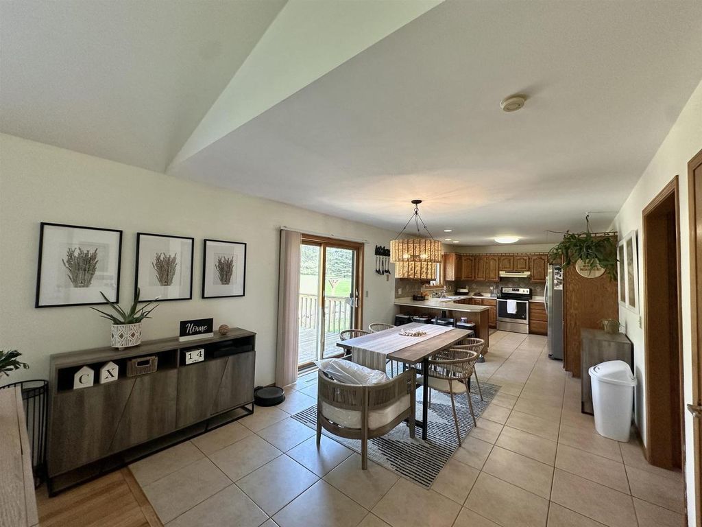 Photo of 6892 Moon Light CIRCLE, Sun Prairie, WI 53590 (MLS # 2020698)