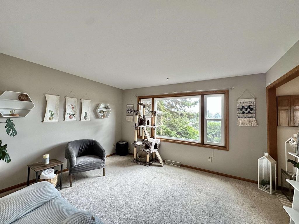 Photo of 6892 Moon Light CIRCLE, Sun Prairie, WI 53590 (MLS # 2020698)