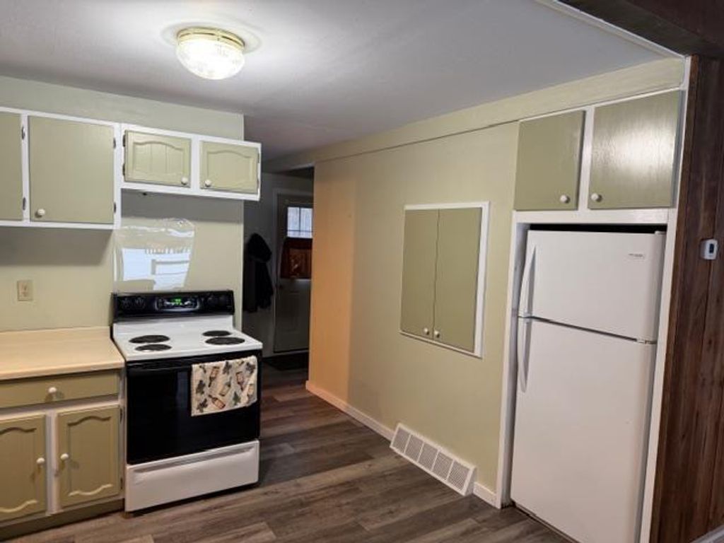 Photo of W10410 Park LANE, Athelstane, WI 54104 (MLS # 50322000)