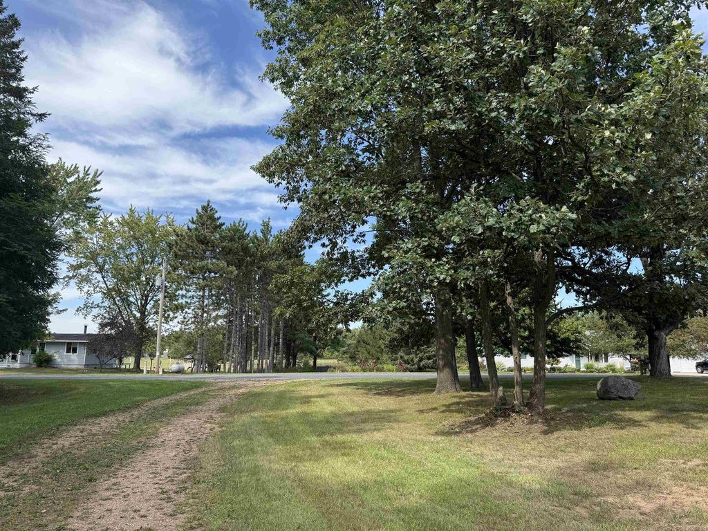 Photo of 5555 Jordan ROAD, Stevens Point, WI 54482 (MLS # 22604320)
