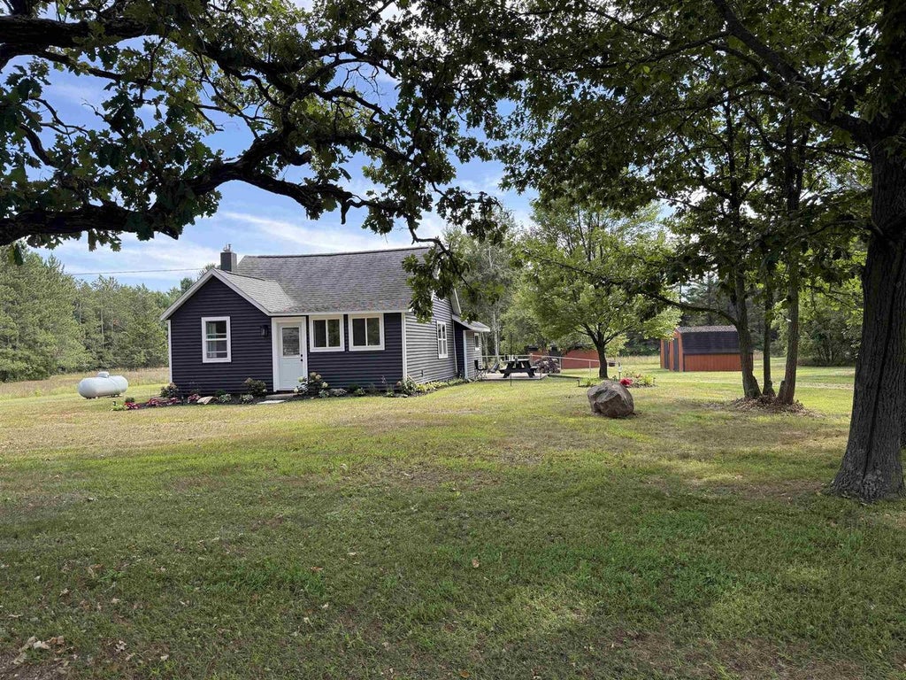 Photo of 5555 Jordan ROAD, Stevens Point, WI 54482 (MLS # 22604320)