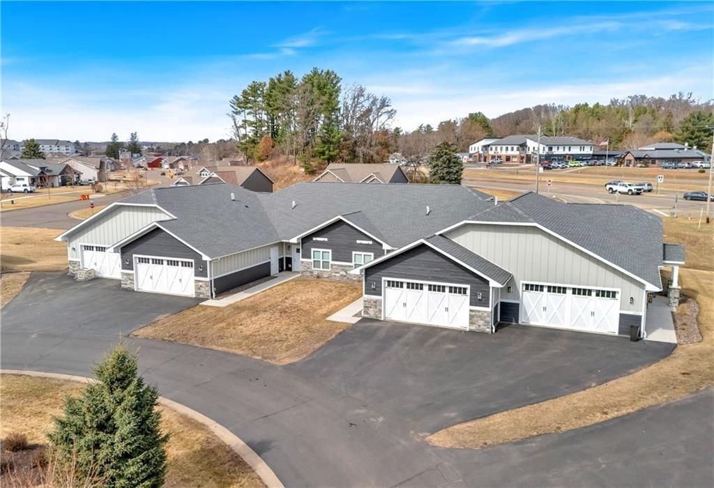 Photo of 1368 Cypress COURT, Altoona, WI 54720 (MLS # 1599194)