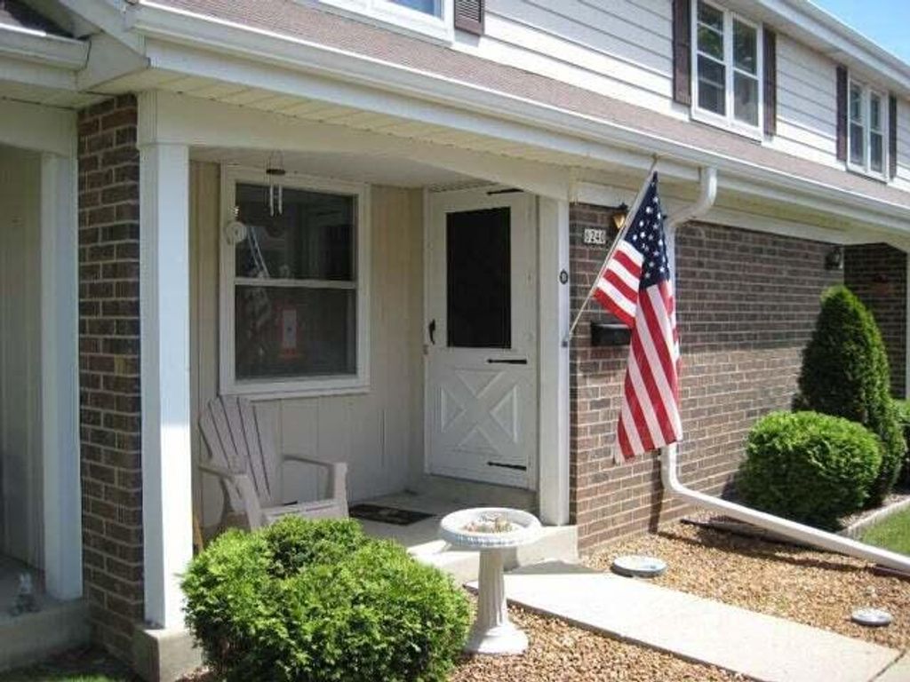 Photo of 6240 W College AVENUE, Greendale, WI 53129 (MLS # 1943231)