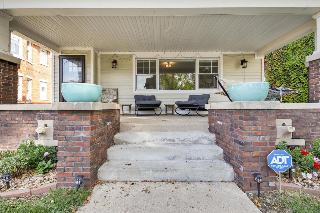 Photo of 1932 N 48th STREET, Milwaukee, WI 53208 (MLS # 1937588)