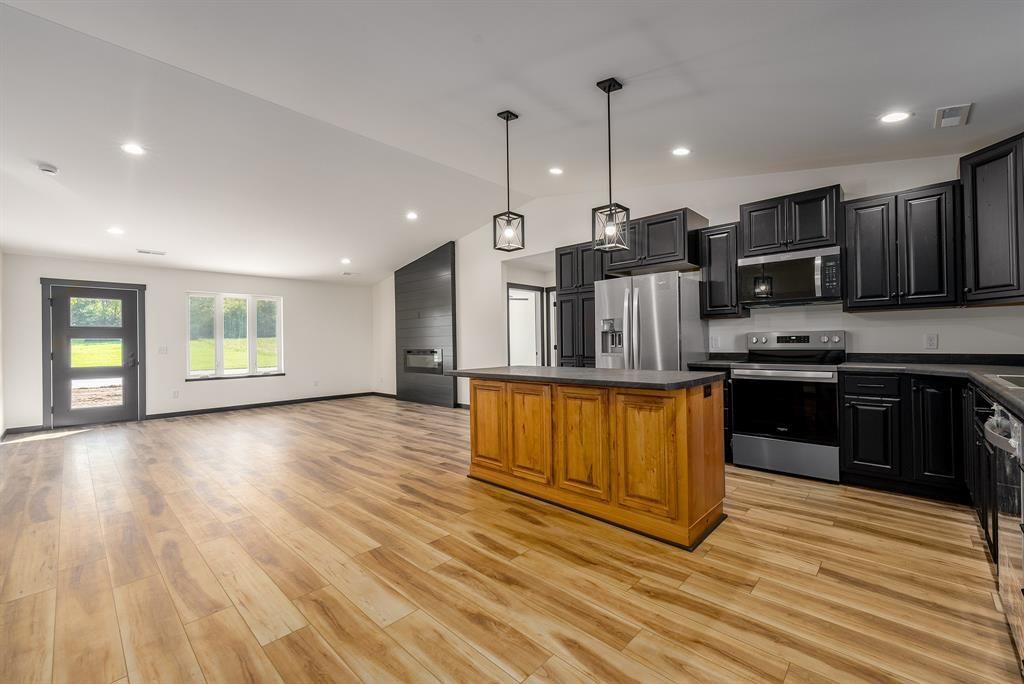 Photo of 512 S Wilson St, Thorp, WI 54771 (MLS # 1599284)