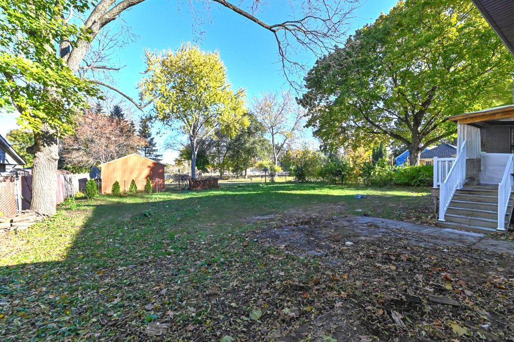 Photo of 118 E Ottawa AVENUE, Dousman, WI 53118 (MLS # 1942053)