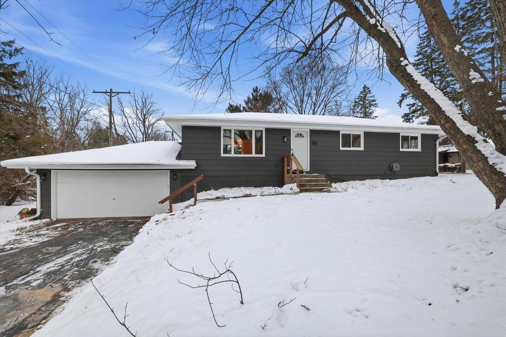 Photo of W179 Madison AVENUE, Oconomowoc, WI 53066 (MLS # 1944483)