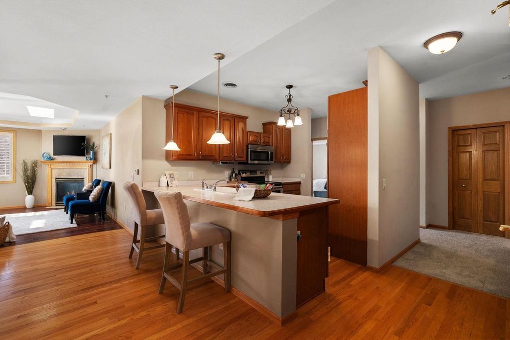 Photo of 3001 Stratton WAY #304, Madison, WI 53719 (MLS # 2015041)