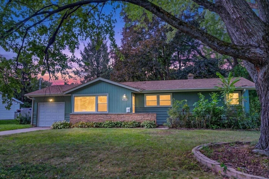Photo of 5809 Thrush LANE, Madison, WI 53711 (MLS # 2032834)