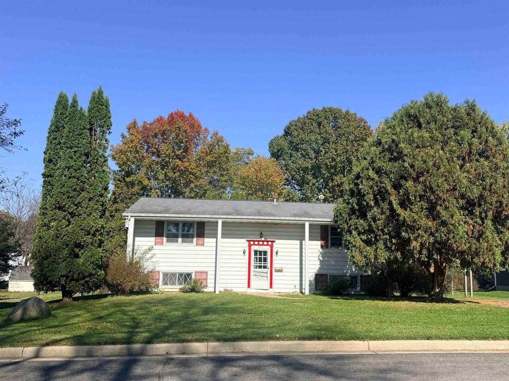 Photo of 305 Edward STREET, Verona, WI 53593 (MLS # 2035477)