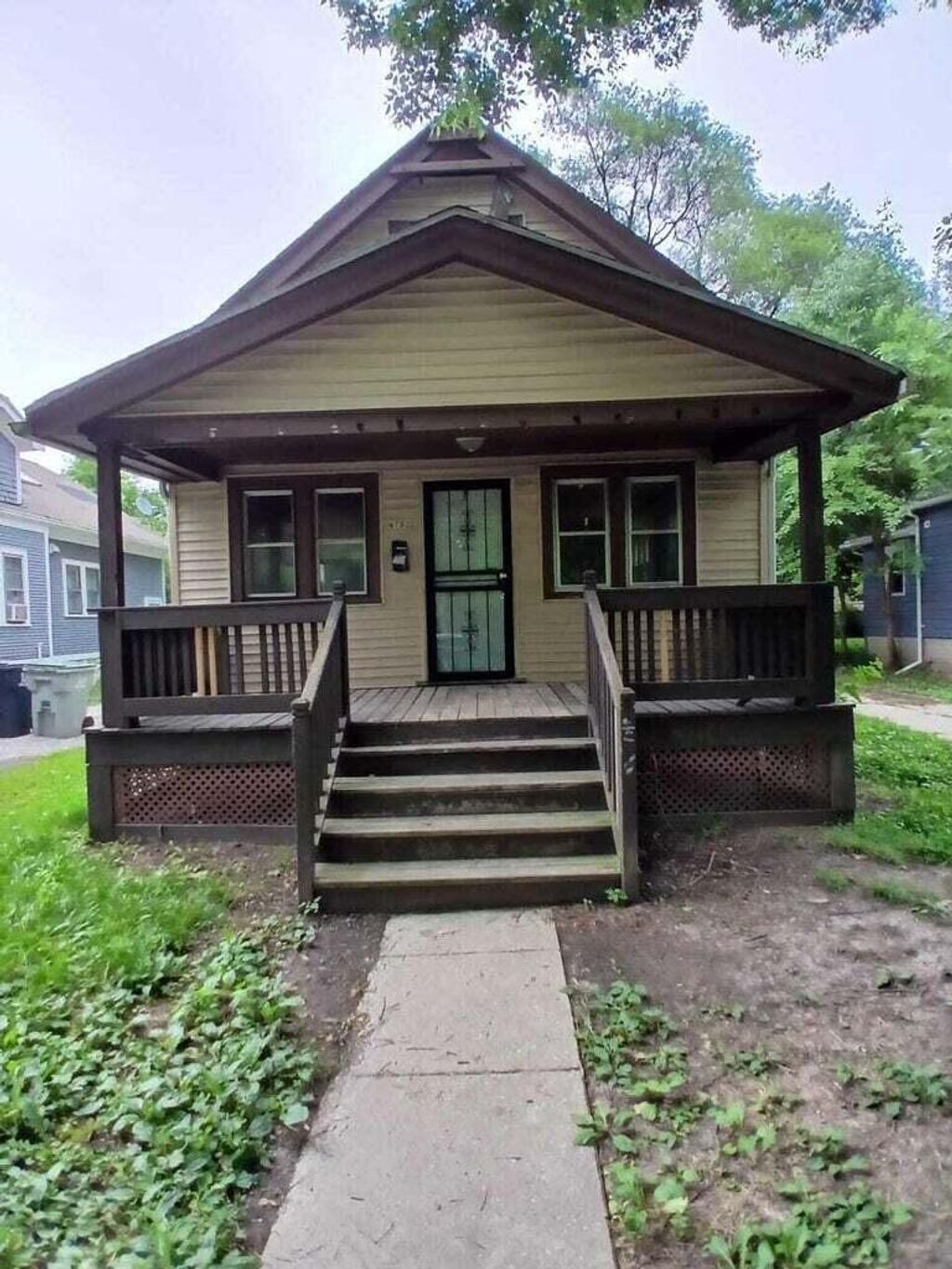 Photo of 4702 N 49th STREET, Milwaukee, WI 53218 (MLS # 1945446)