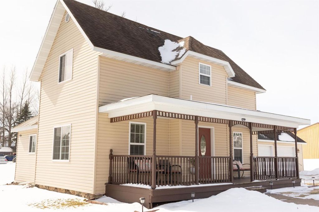 Photo of 219 N 2nd STREET, Abbotsford, WI 54405 (MLS # 22600803)