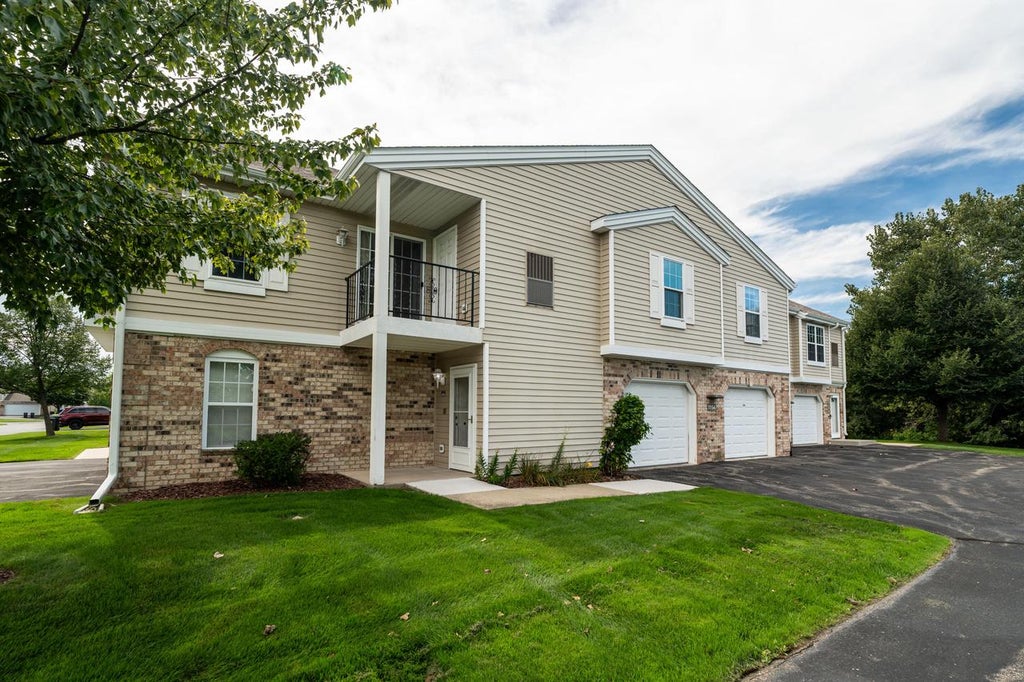 Photo of 1156 N Sunnyslope DRIVE #206, Mount Pleasant, WI 53406 (MLS # 1980250)