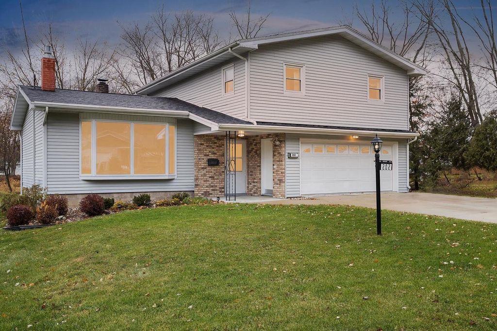 Photo of 202 Wisconsin STREET, Wonewoc, WI 53968 (MLS # 2012731)