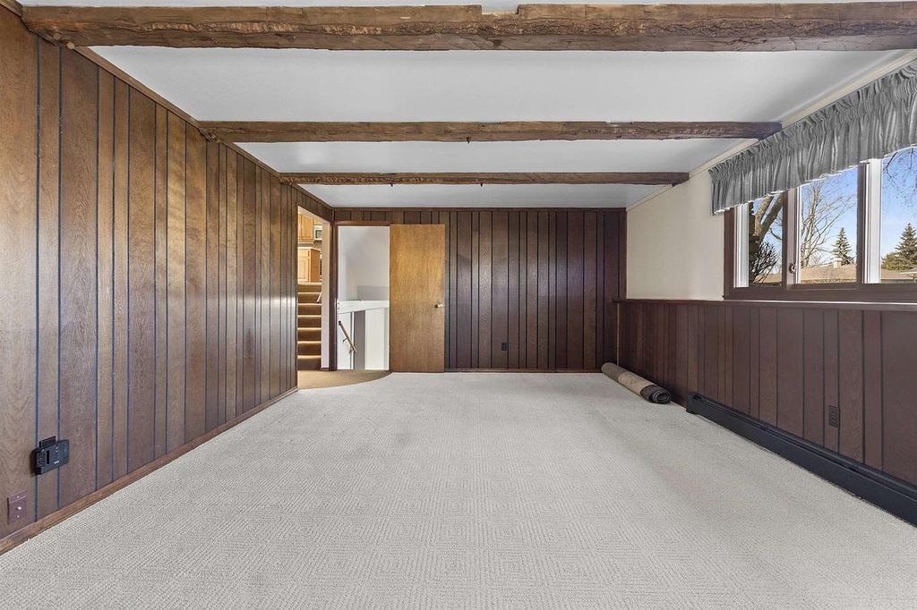 Photo of 1281 Valley View ROAD, Green Bay, WI 54304 (MLS # 50319671)