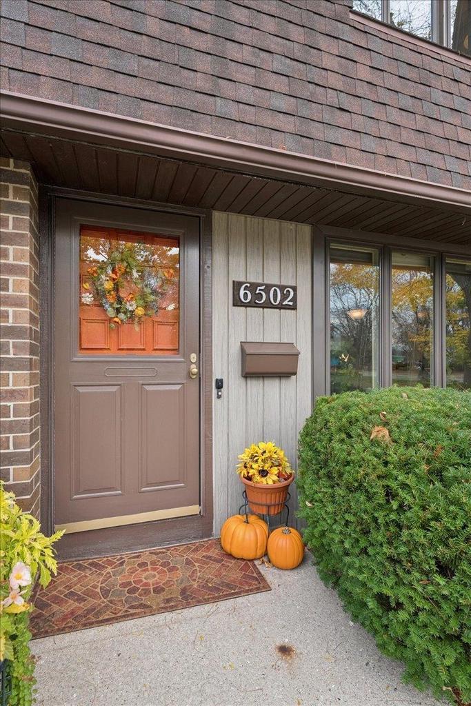 Photo of 6502 Offshore DRIVE, Madison, WI 53705 (MLS # 2035433)